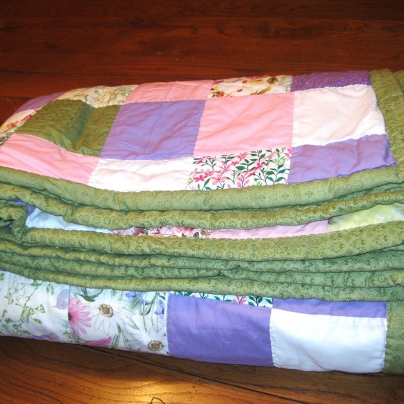 Shabby Chic Quilt King size 90" X 94” Hand Quilted Kentucky 2023 - Picture 1 of 10